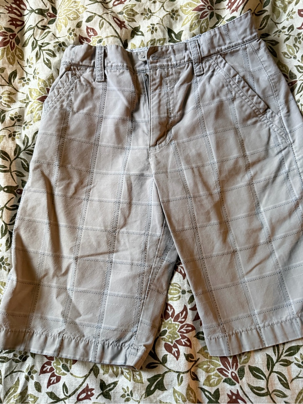Tony Hawk Light Gray Grid-Pattern Kids Shorts